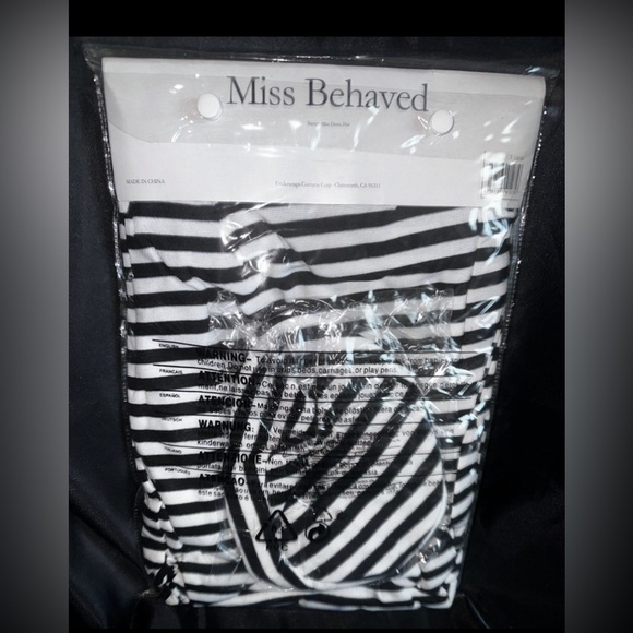Miss Behaved Costume Size XL New still in package - Picture 2 of 3